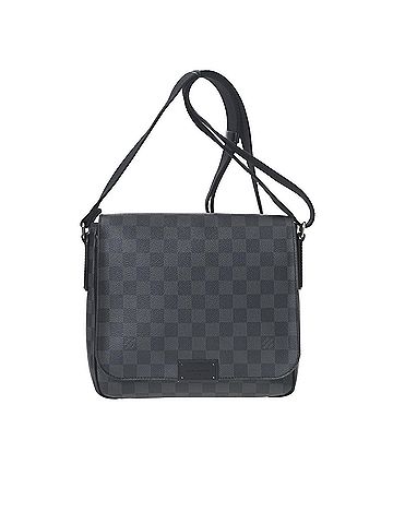 Louis Vuitton District PM (view 1)