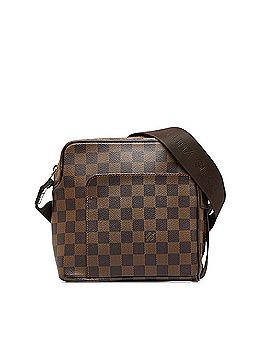 20% DISCOUNT ❤️ No cap😍 #resale Louis Vuitton small crossbody bag Original  price $700 Discounted price $560 #resale Louis Vuitton large…
