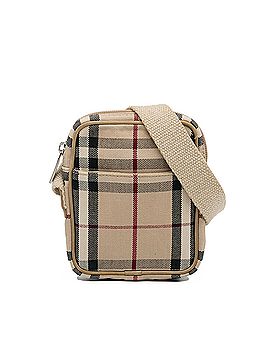 Burberry Bags − Sale: at $120.83+