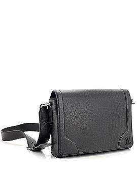 Louis Vuitton New Flap Messenger Bag Taiga Leather (view 2)