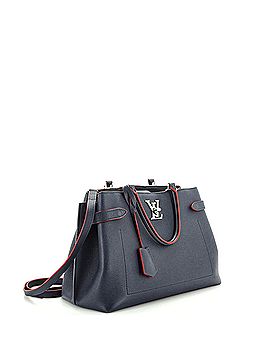 Louis Vuitton Lockme Day Bag Leather (view 2)