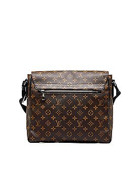 Louis Vuitton Monogram Macassar District MM (view 2)