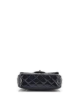 Chanel Classic Single Flap Bag Quilted Patent Mini (view 2)