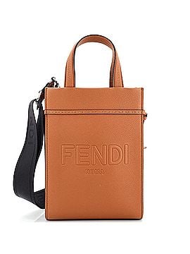 Fendi Go To Shopper Leather Medium (view 1)