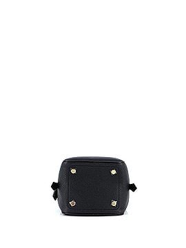 Louis Vuitton Neo Square Bag Taurillon Leather (view 2)