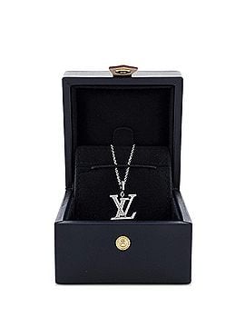 Louis Vuitton LV Idylle Blossom Pendant Necklace 18K White Gold and Diamonds (view 2)