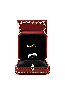 Cartier Paris Nouvelle Vague Crossover Ring 18K White Gold (view 2)