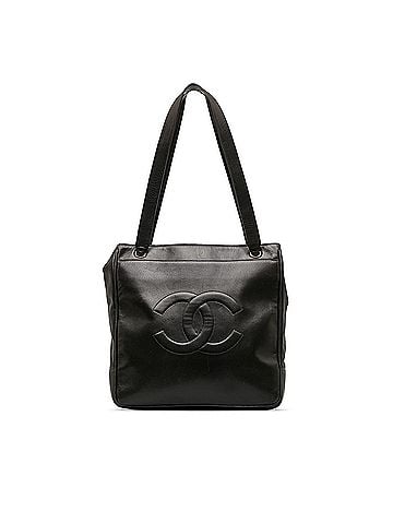 Chanel tote best sale bag size