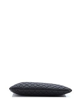 Chanel Boy O Case Clutch Quilted Caviar Large (view 2)