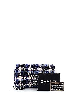 Chanel Classic Single Flap Bag Quilted Tweed Medium (view 2)