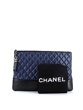 Chanel Gabrielle O Case Clutch Quilted Aged Calfskin Large (view 2)