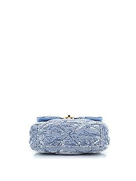 Chanel 19 Flap Bag Quilted Sequins Medium (view 2)