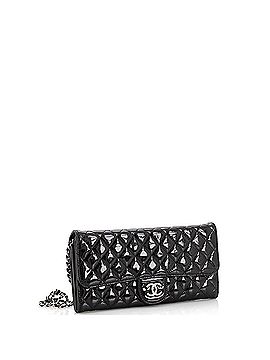 Chanel Brilliant Wallet on Chain Clutch Quilted Patent East West (view 2)