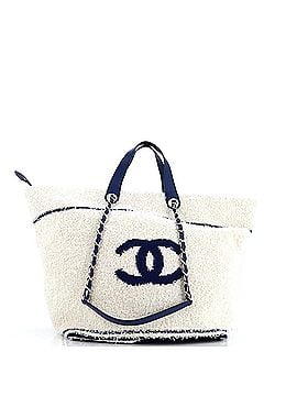 Chanel Venise Biarritz Shopping Tote Terry Cloth Large (view 2)