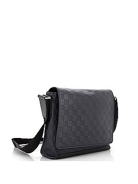 Louis Vuitton District NM Messenger Bag Damier Infini Leather PM (view 2)