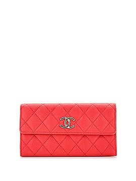 Chanel Textured CC Flap Wallet Quilted Caviar Long (view 1)