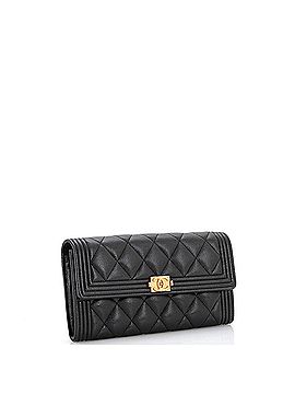 Chanel Boy Flap Wallet Quilted Caviar Long (view 2)