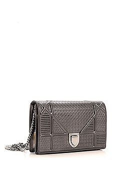 Christian Dior Diorama Wallet on Chain Cannage Embossed Calfskin (view 2)