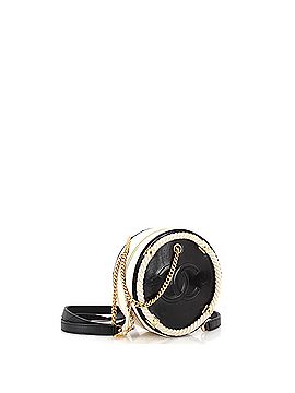 Chanel En Vogue Round Bag Crumpled Calfskin Small (view 2)
