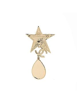 Chanel CC Star Teardrop Brooch Metal with Crystals (view 2)