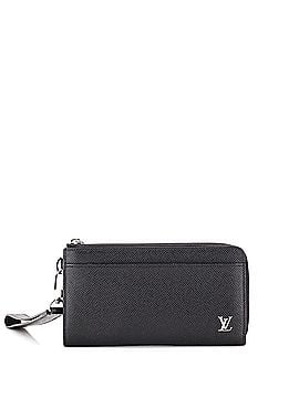 Louis Vuitton Zippy Dragonne Wallet Taiga Leather (view 1)