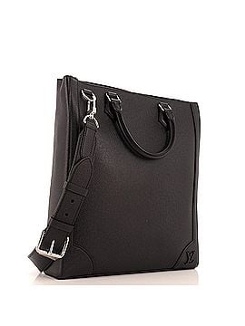 Louis Vuitton Vertical Tote Taiga Leather (view 2)