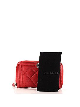 Chanel Zip Around Wallet Quilted Caviar Small (view 2)