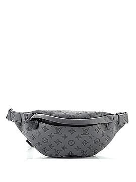 Louis Vuitton Discovery Bumbag Monogram Shadow Leather PM (view 1)