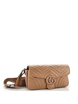 Gucci GG Marmont Monochrome Flap Bag Matelasse Leather Medium (view 2)