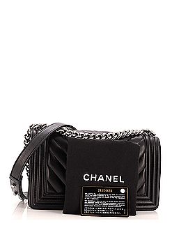 Chanel Boy Flap Bag Chevron Calfskin Old Medium (view 2)