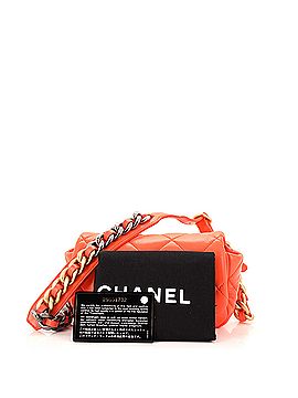 Chanel 19 Belt Bag Quilted Leather (view 2)