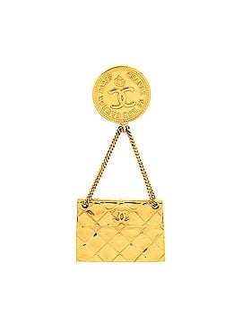 Chanel Vintage Medallion Flap Bag Brooch Metal (view 1)