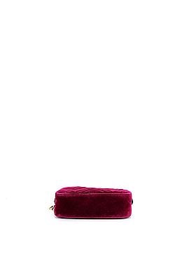 Gucci GG Marmont Shoulder Bag Matelasse Velvet Small (view 2)
