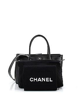 Chanel Cerf Executive Tote Leather Medium (view 2)