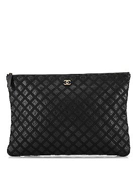 Chanel Double Stitch O Case Clutch Quilted Calfskin Large (view 1)