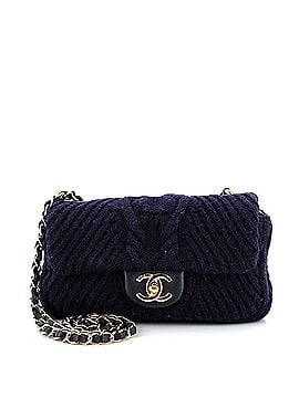 Chanel Paris-Hamburg Flap Bag Cable Knit Fabric with Calfskin Small (view 1)