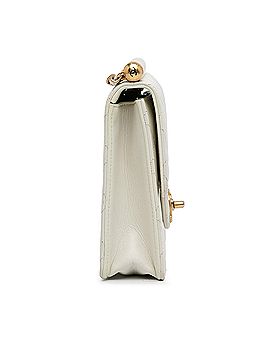 Chanel Small Chic Pearls Flap Bag (view 2)