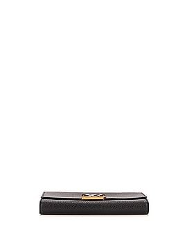 Louis Vuitton Capucines Wallet Leather (view 2)