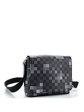 Louis Vuitton District NM Messenger Bag Limited Edition Damier Graphite Pixel PM (view 2)