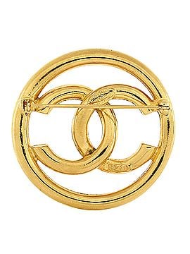 Chanel Vintage CC Cutout Round Brooch Metal XL (view 2)