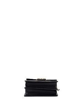 Louis Vuitton Dauphine Shoulder Bag Epi Leather MM (view 2)