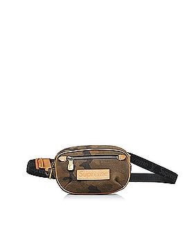 Louis Vuitton x Supreme Camouflage Belt Bag PM (view 1)