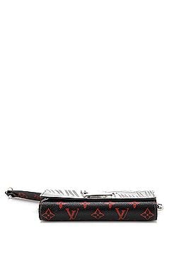 Louis Vuitton Twist Chain Wallet Limited Edition Palm Print Leather with Monogram Infrarouge (view 2)