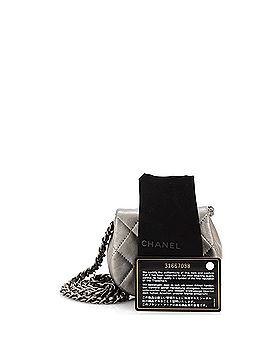 Chanel Coco Mail Clutch with Chain Quilted Calfskin Mini (view 2)