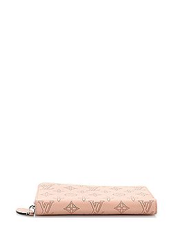Louis Vuitton Zippy Wallet Mahina Leather (view 2)