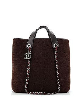 Chanel Pop Tote Quilted Felt Medium (view 1)