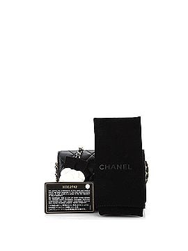 Chanel Camellia Bow Wallet on Chain Quilted Lambskin Mini (view 2)