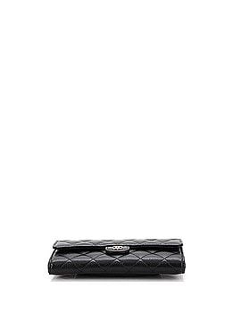 Chanel CC Gusset Classic Flap Wallet Quilted Caviar Long (view 2)