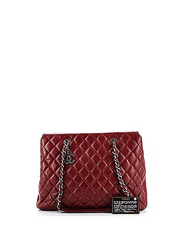 Chanel City Shopping Tote Quilted Caviar Large (view 2)