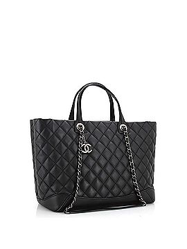 Chanel Easy Shopping Tote Quilted Calfskin Large (view 2)